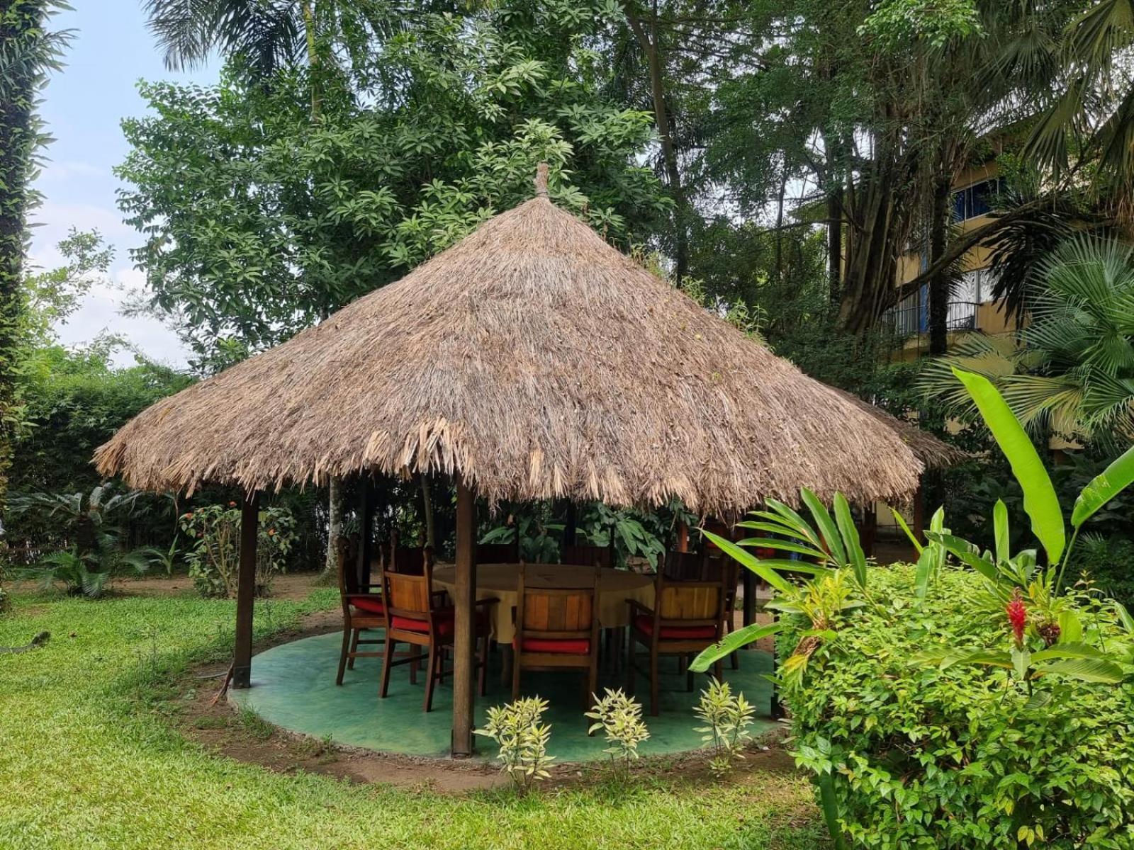 Foyer Du Marin Hotel Douala Luaran gambar